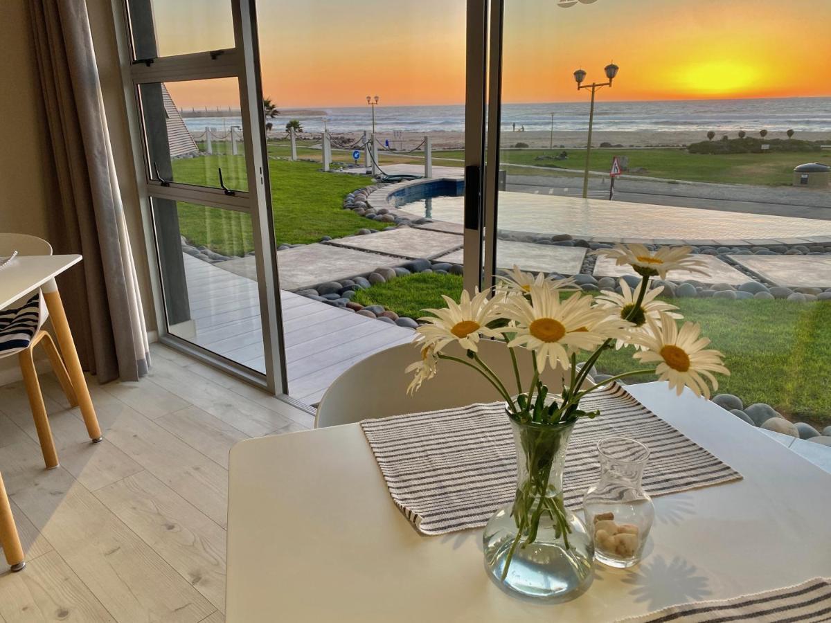 At The Sea Boutique Guesthouse سواكوبموند المظهر الخارجي الصورة