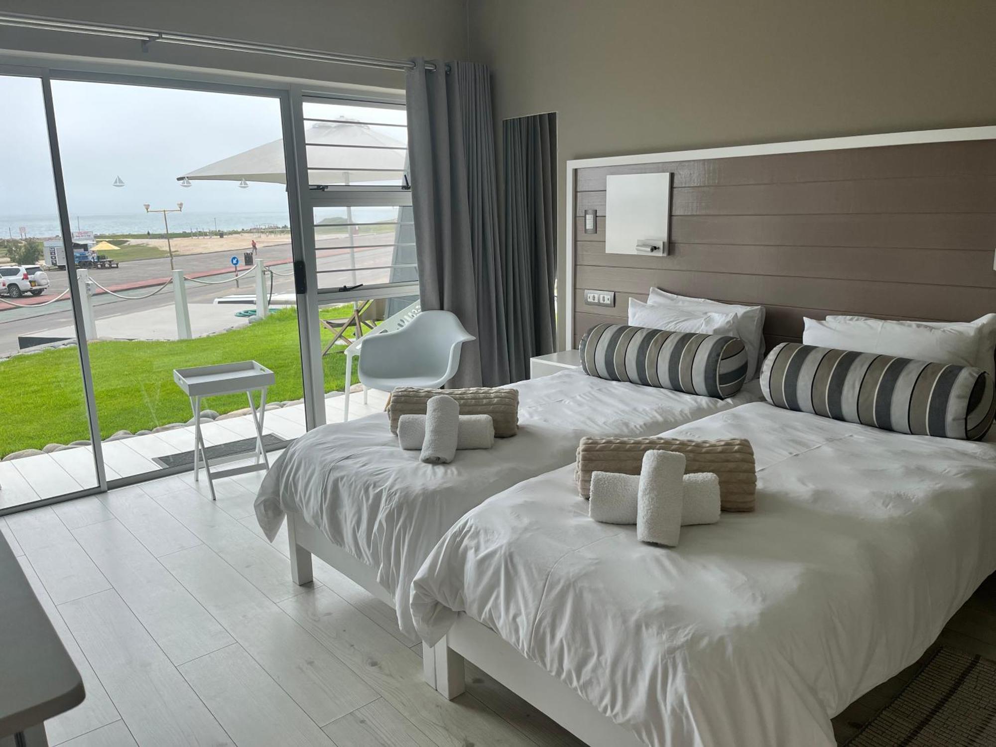 At The Sea Boutique Guesthouse سواكوبموند المظهر الخارجي الصورة